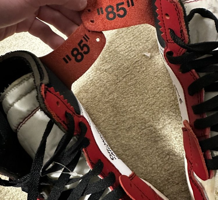 Chicago Jordan 1 Off-white
