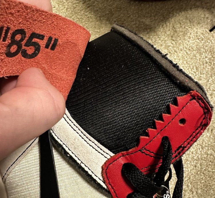 Chicago Jordan 1 Off-white