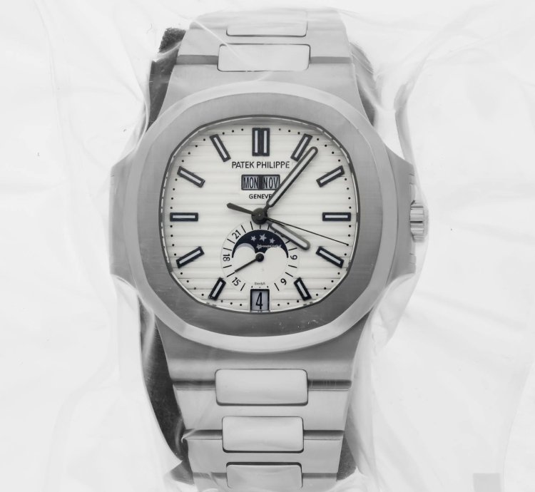 Patek Philippe Nautilus Annual Calendar 5726 1a-010