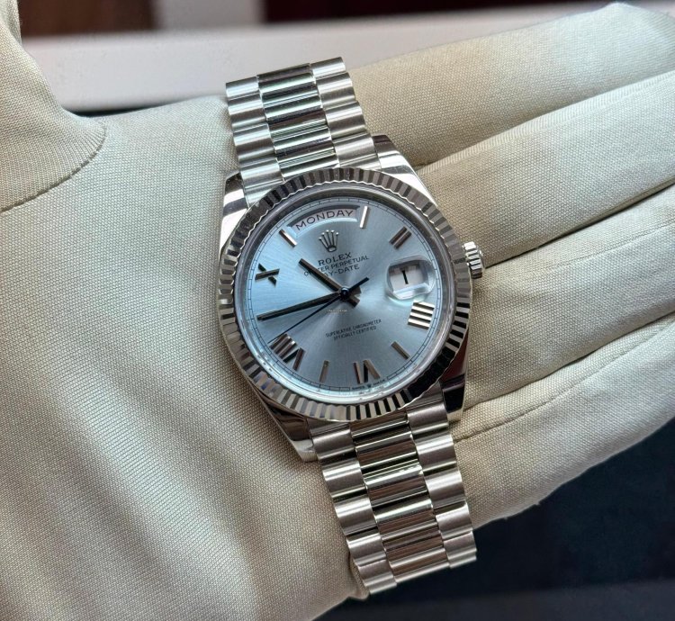 Rolex Day-date 40 Ice Blue Roman