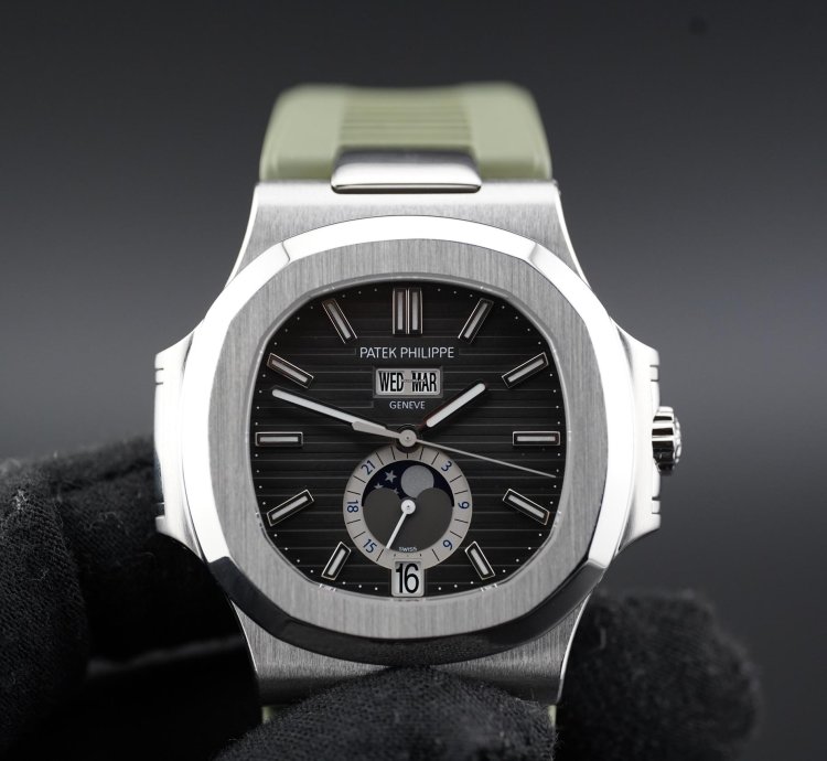 Patek Philippe Nautilus Annual Calendar 5726a