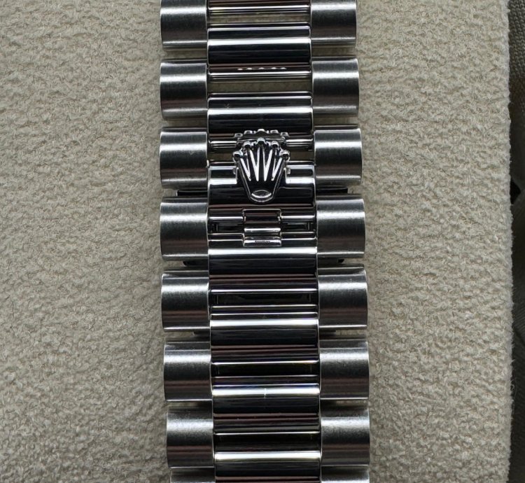 Rolex Day-date 40 Ice Blue Roman Dial