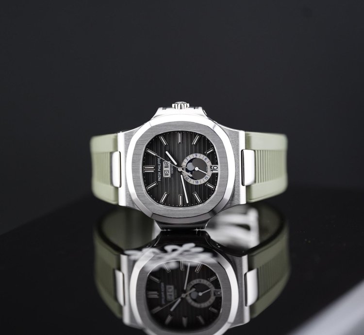 Patek Philippe Nautilus Annual Calendar 5726a