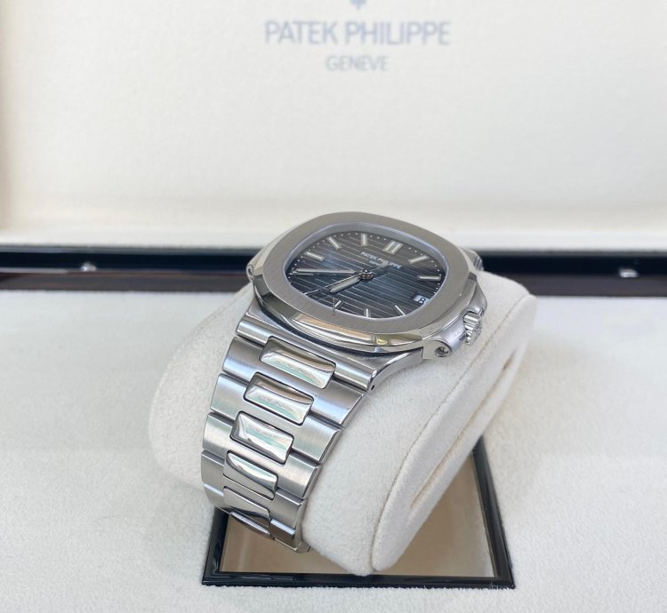 Patek Philippe Nautilus Blue 5711 1a-010