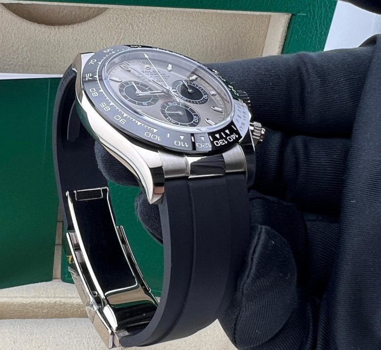 Rolex Daytona Ghost White Gold Oysterflex