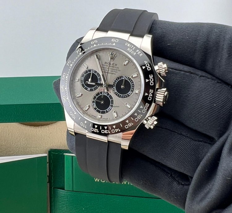 Rolex Daytona Ghost White Gold Oysterflex