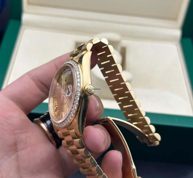 Rolex Day-date 40 M228348rbr-0003