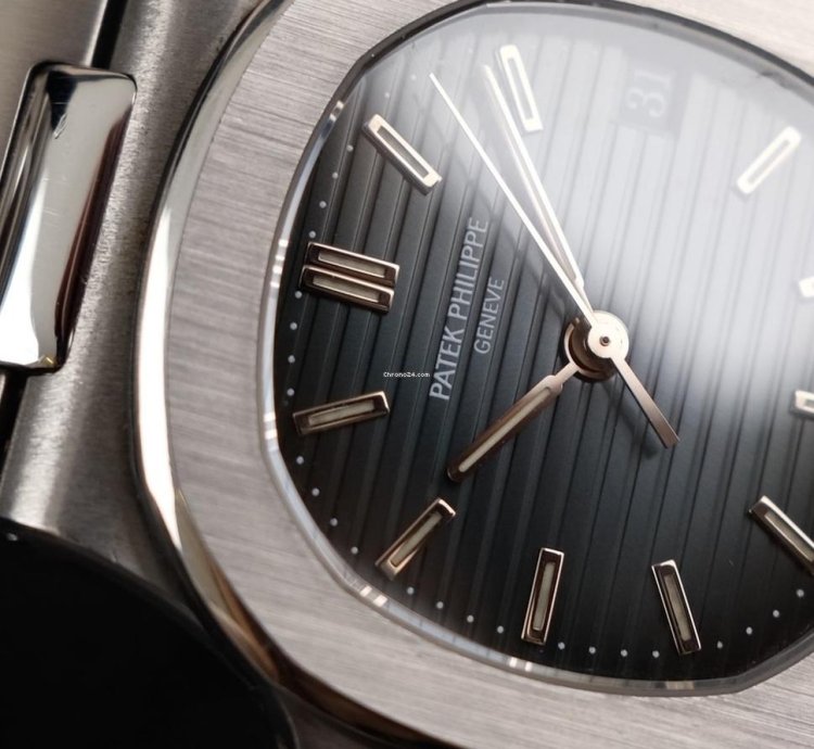 Patek Philippe Nautilus Blue Dial 3800 Papers Box Rare Black Date German Delivered
