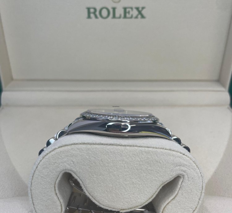 Rolex Day-date 40 Meteorite Dial 228349rbr