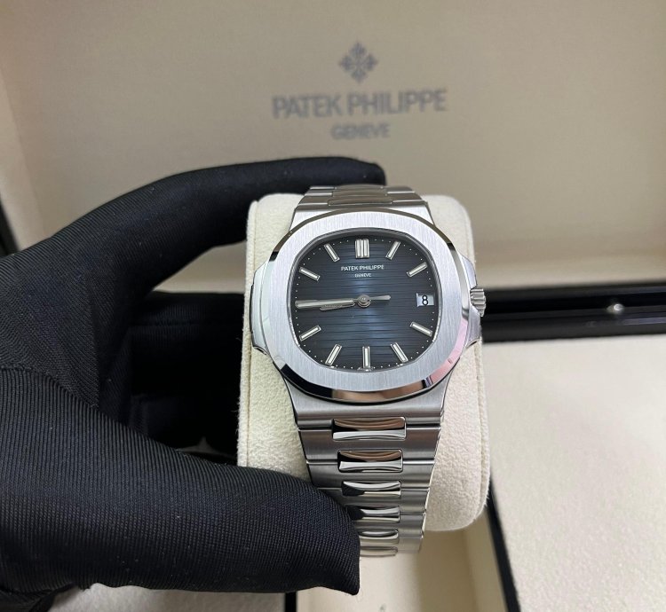 Patek Philippe Nautilus Blue Dial 5711 1a-010