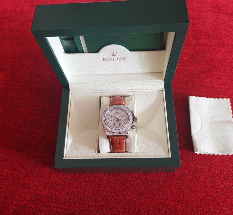 Rolex Daytona Gold Diamond Watch
