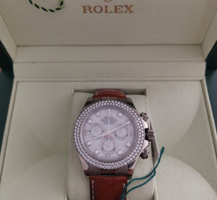 Rolex Daytona Gold Diamond Watch