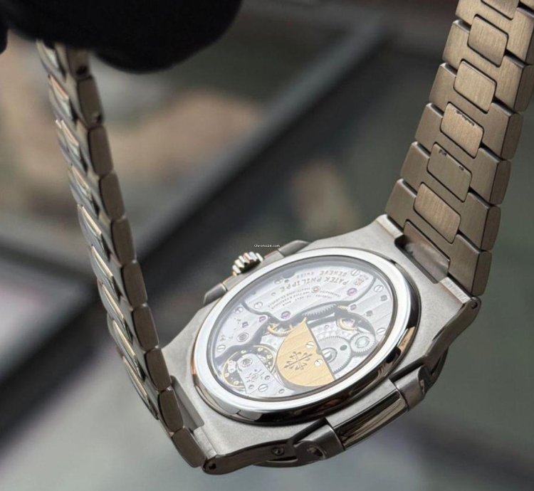 Patek Philippe Nautilus Blue Dial With Box