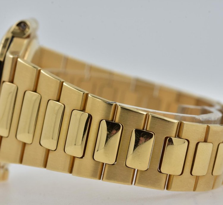 Patek Philippe Nautilus Blue Diamond Dial 18k Yellow Gold 3800 Service 11 2023 3800 1j