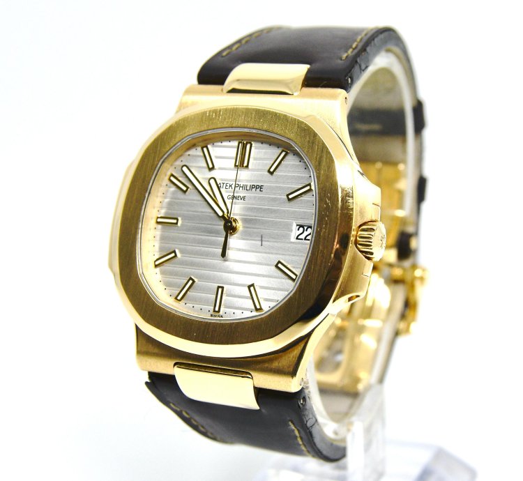 Patek Philippe Nautilus Box And Papers