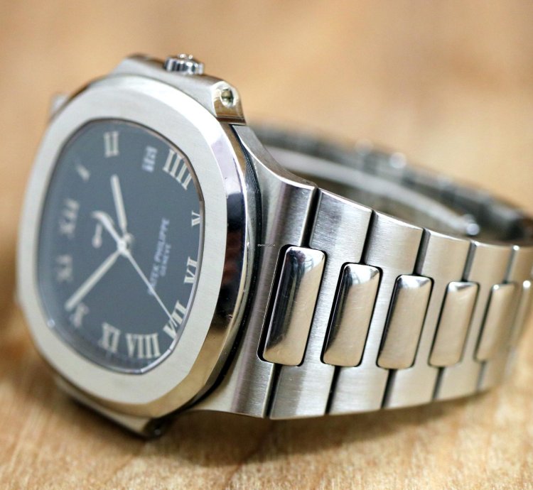 Patek Philippe Nautilus Charge Reserve - Black Roman Dial - Full Set - 3710 Year 2001