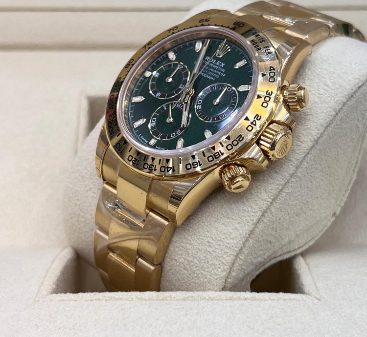 Rolex Daytona Green Dial Yellow Gold Discontinued