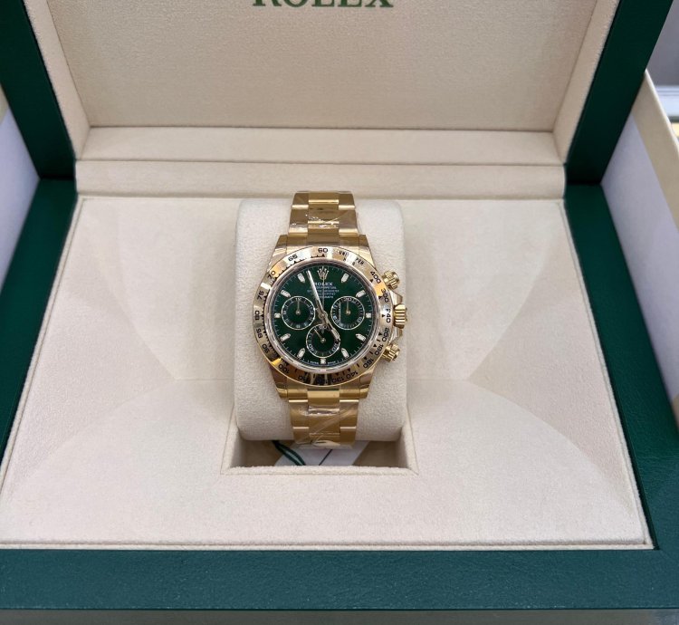 Rolex Daytona Green Dial Yellow Gold Discontinued