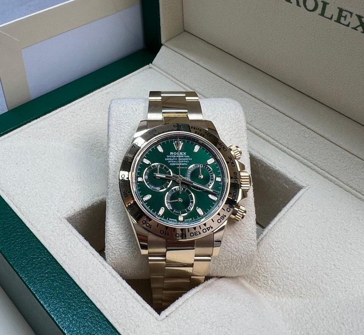 Rolex Daytona Green Dial Yellow Gold John Mayor Full Stickers Barcode And White Ta Discontinued