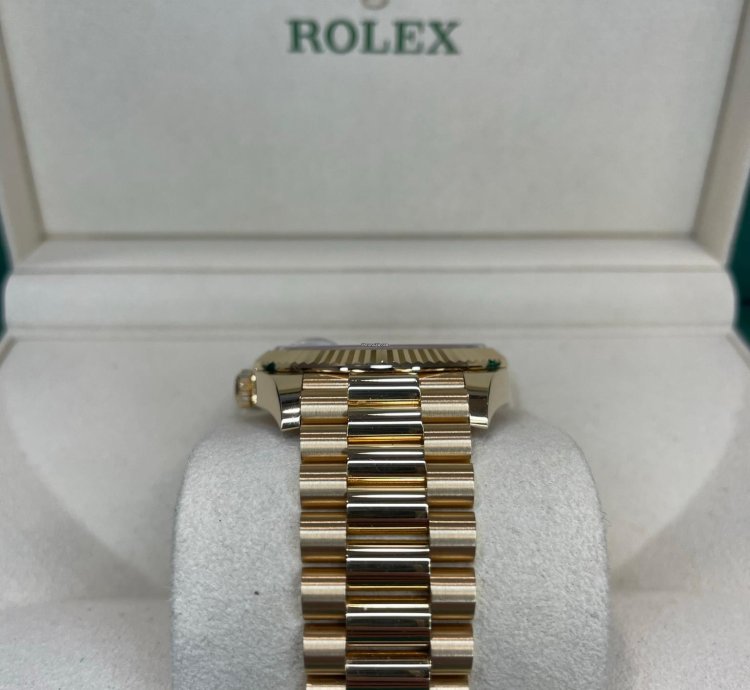 Rolex Day-date 40 Money Green Dial 2023 Unworn