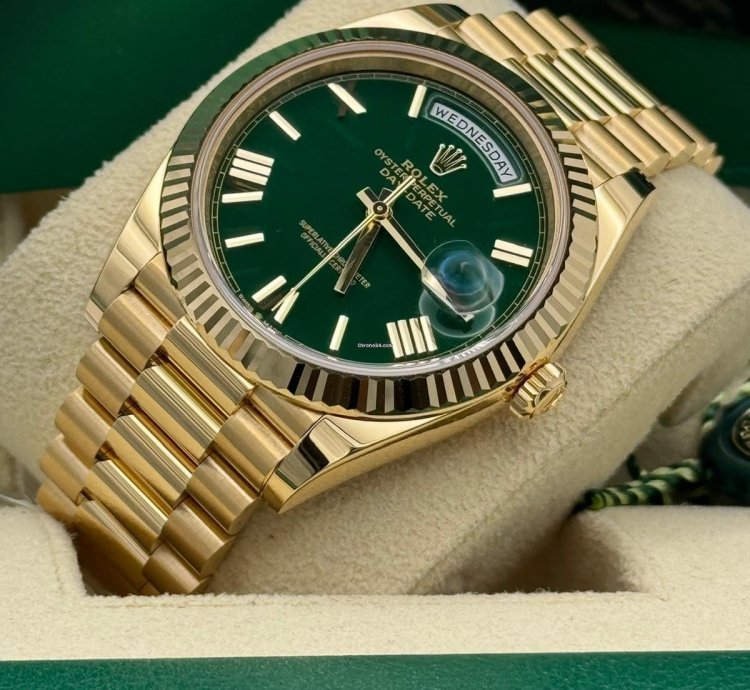 Rolex Day-date 40 Money Green Dial Unworn Full Set
