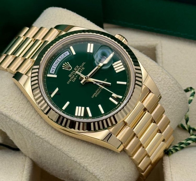 Rolex Day-date 40 Money Green Dial Unworn Full Set