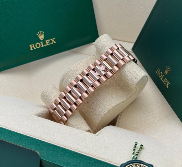 Rolex Day-date 40 Mop Perlmutt