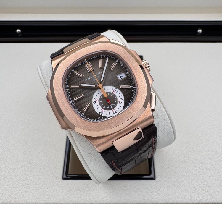 Patek Philippe Nautilus Chronograph 40 5mm Rosegold Like New