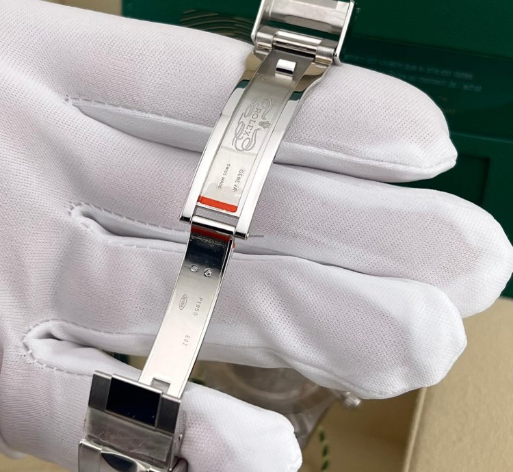 Rolex Daytona In Stock 2021 Daytona Ice Blue Baguette Index 116506 Platinum Oyster Bracelet
