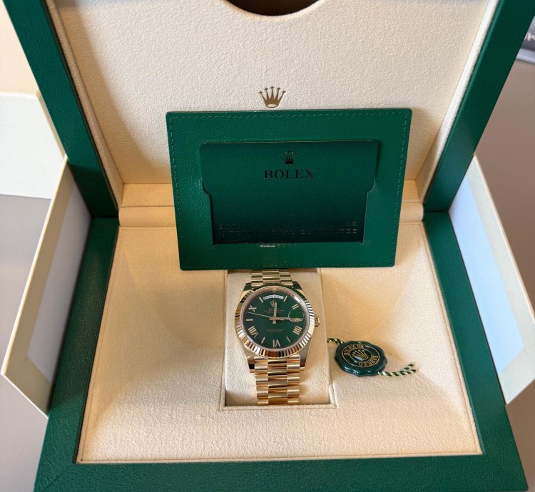 Rolex Day-date 40 New 04 25 Fullset Green Dial