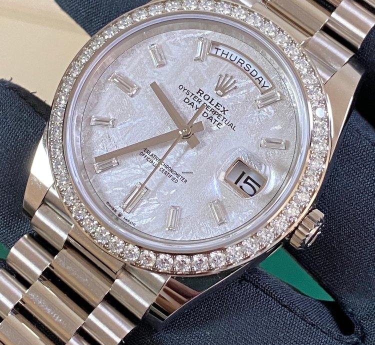 Rolex Day-date 40 New 2022 Day-date 40 White Gold President Meteorite Baguette Dial Diamond-set Bezel