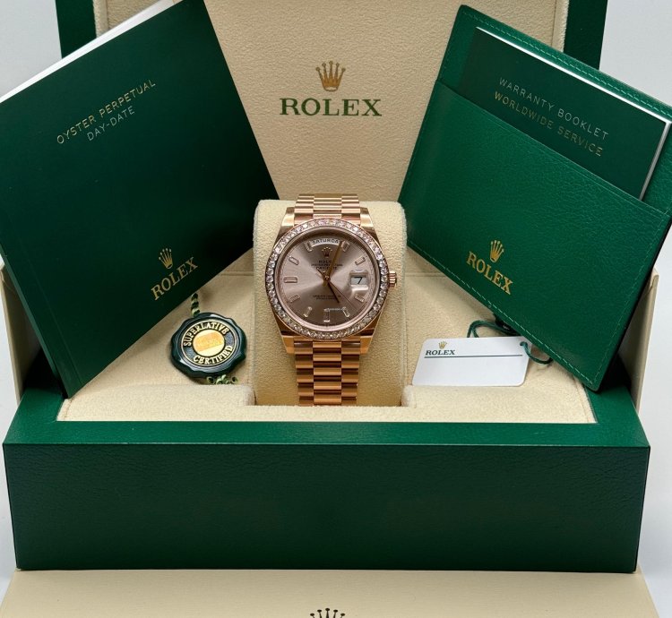 Rolex Day-date 40 New 2022 Sundust Pink Diamond Baguette Dial Diamond Bezel Rose Gold President