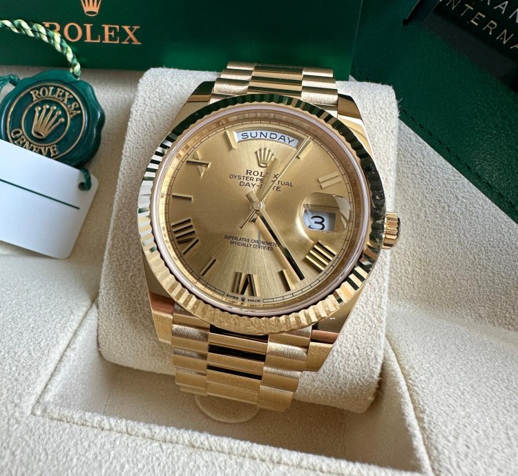 Rolex Day-date 40 New 2023 Champagne Gold Roman Dial President Bracelet Yellow Gold Fluted Bezel