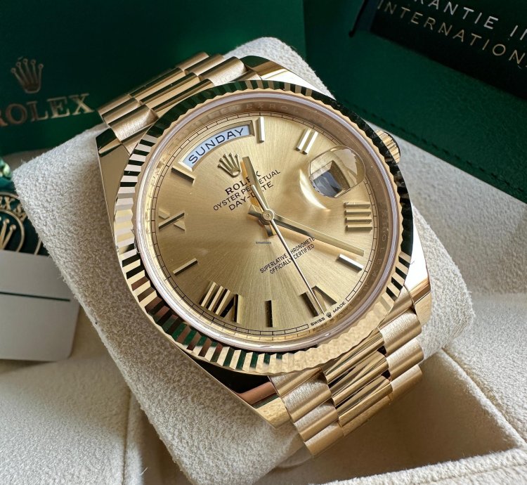 Rolex Day-date 40 New 2023 Champagne Gold Roman Dial President Bracelet Yellow Gold Fluted Bezel