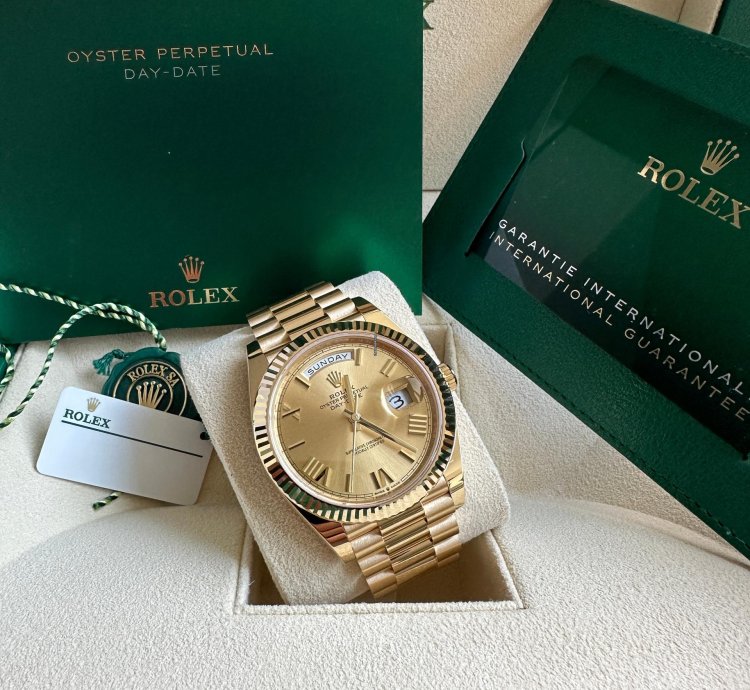Rolex Day-date 40 New 2023 Champagne Gold Roman Dial President Bracelet Yellow Gold Fluted Bezel