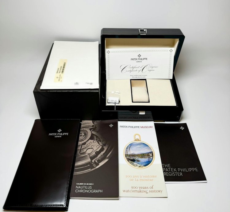 Patek Philippe Nautilus Chronograph Date 5980 1r-001