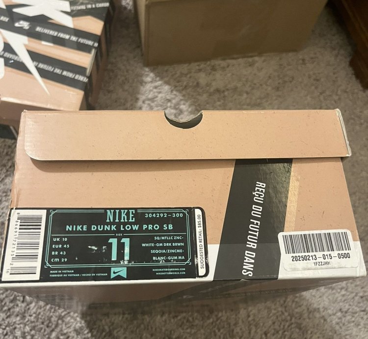 rare 600 Online Nike Sb Dunk Low Sequoia White Gum