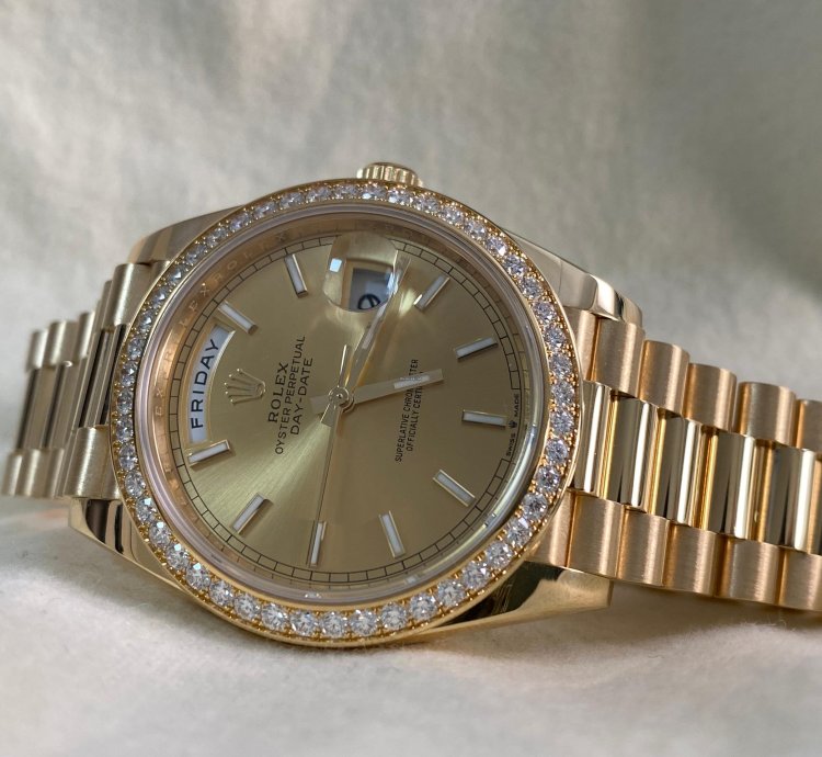 Rolex Day-date 40 New 2023 Unworn Day-date 40 President Yellow Gold Champagne Index Dial Diamond-set Bezel