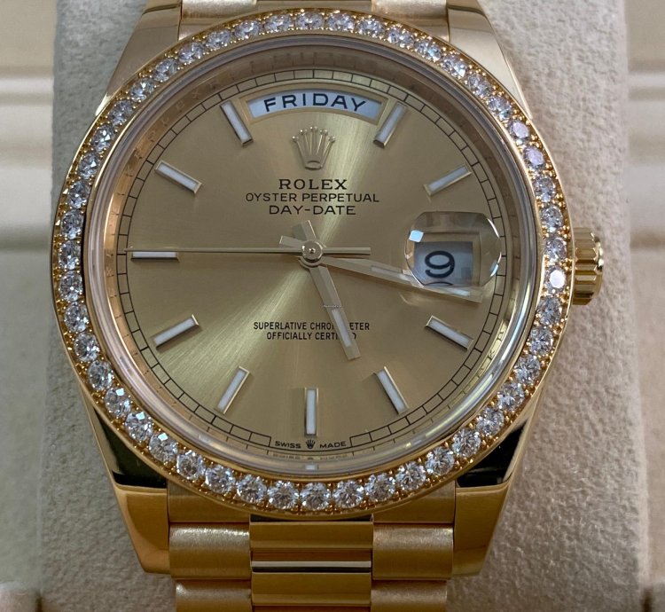 Rolex Day-date 40 New 2023 Unworn Day-date 40 President Yellow Gold Champagne Index Dial Diamond-set Bezel