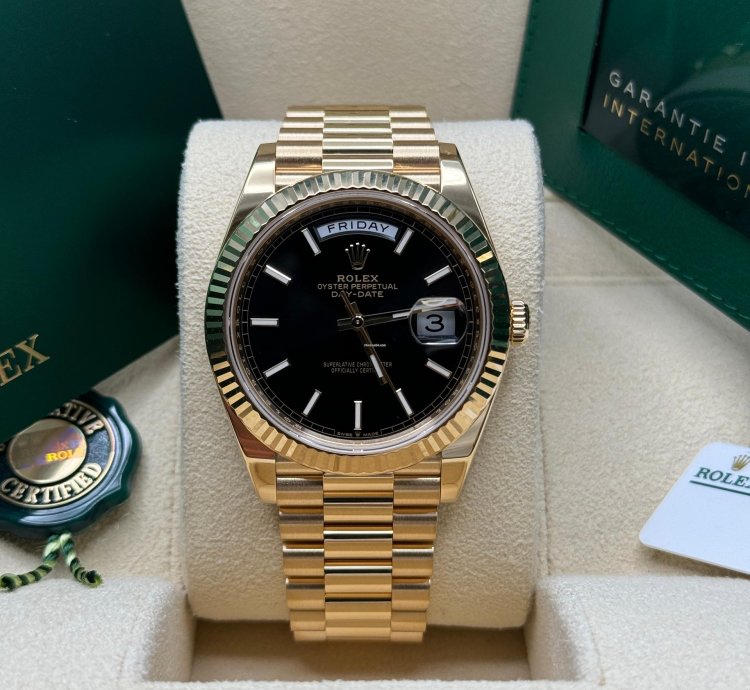 Rolex Day-date 40 New 2024 Black Dial Yellow Gold Fluted Bezel President Bracelet