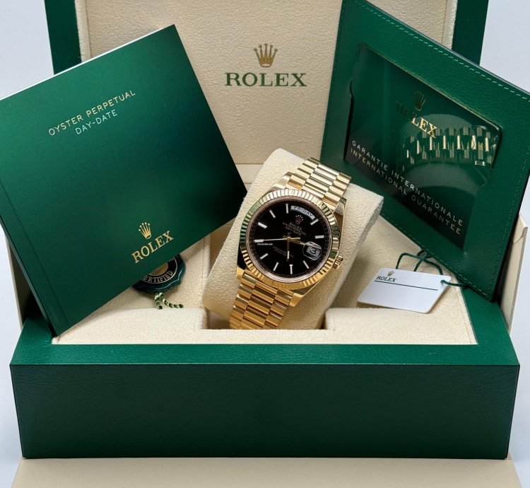 Rolex Day-date 40 New 2024 Black Dial Yellow Gold Fluted Bezel President Bracelet