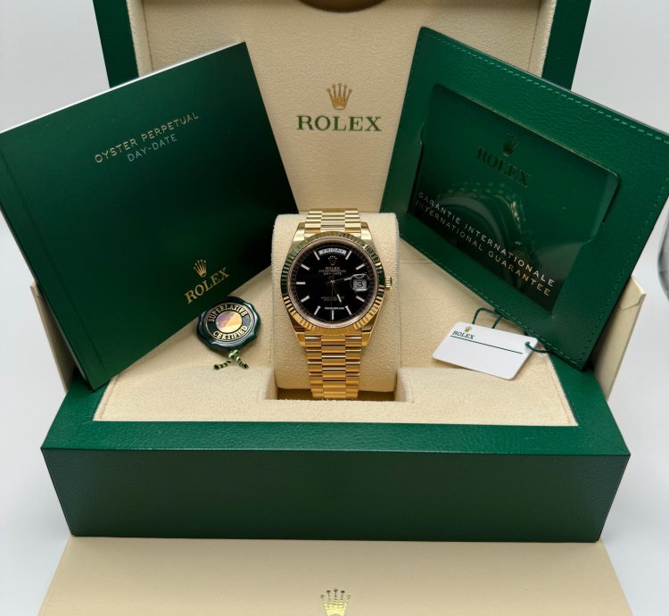 Rolex Day-date 40 New 2024 Black Dial Yellow Gold Fluted Bezel President Bracelet