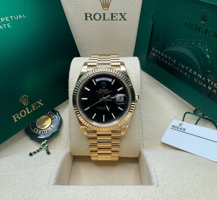 Rolex Day-date 40 New 2024 Black Dial Yellow Gold Fluted Bezel President Bracelet