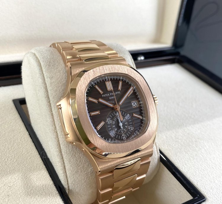 Patek Philippe Nautilus Chronograph Rose Gold 2020 Full Set