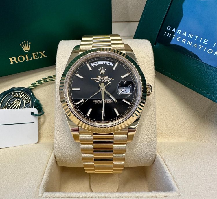 Rolex Day-date 40 New 2024 Black Index Dial Yellow Gold Fluted Bezel President Bracelet