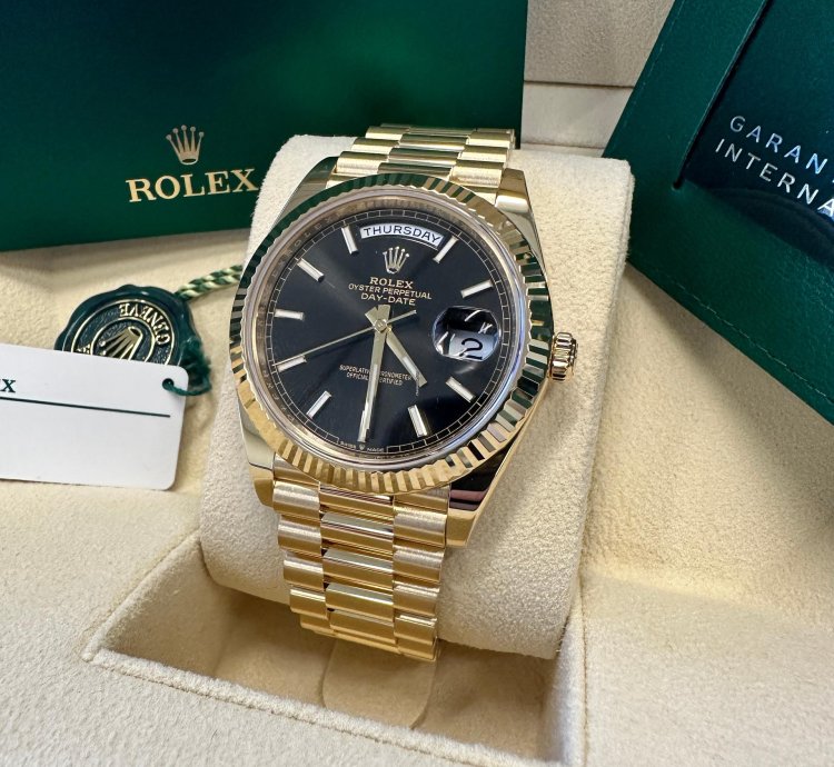 Rolex Day-date 40 New 2024 Black Index Dial Yellow Gold Fluted Bezel President Bracelet
