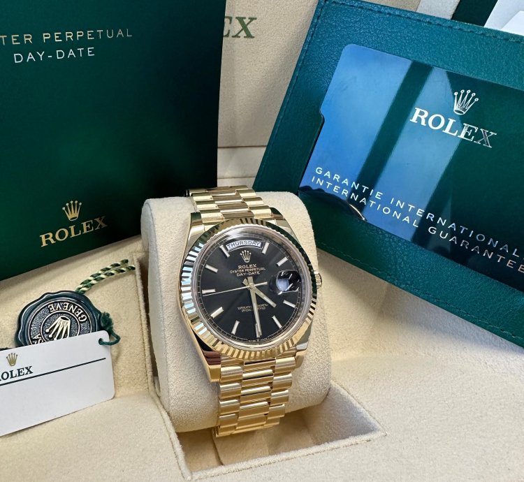 Rolex Day-date 40 New 2024 Black Index Dial Yellow Gold Fluted Bezel President Bracelet