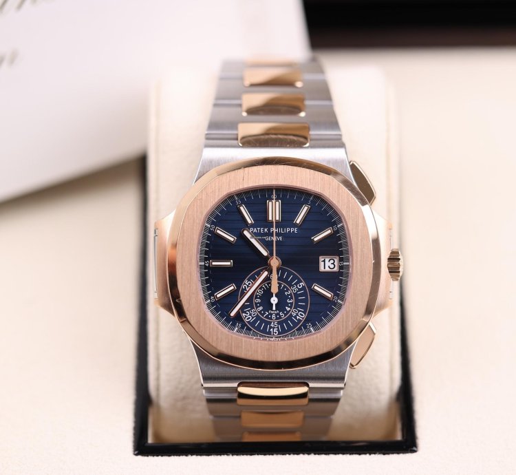 Patek Philippe Nautilus Chronograph Stahl Ros Gold - 2021 - Deu - Zustand Sehr Gut - Fullset