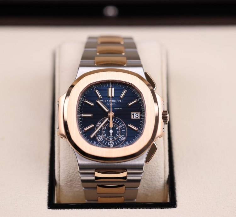 Patek Philippe Nautilus Chronograph Stahl Ros Gold - 2021 - Deu - Zustand Sehr Gut - Fullset