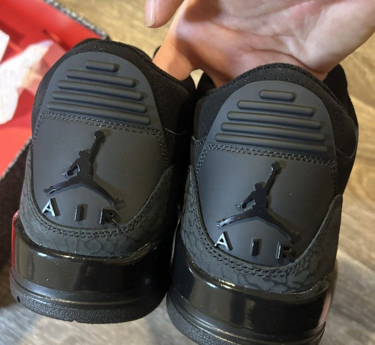 Ds Jordan 3 Black Cat